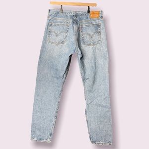 Levi’s wedgie fit ankle jeans